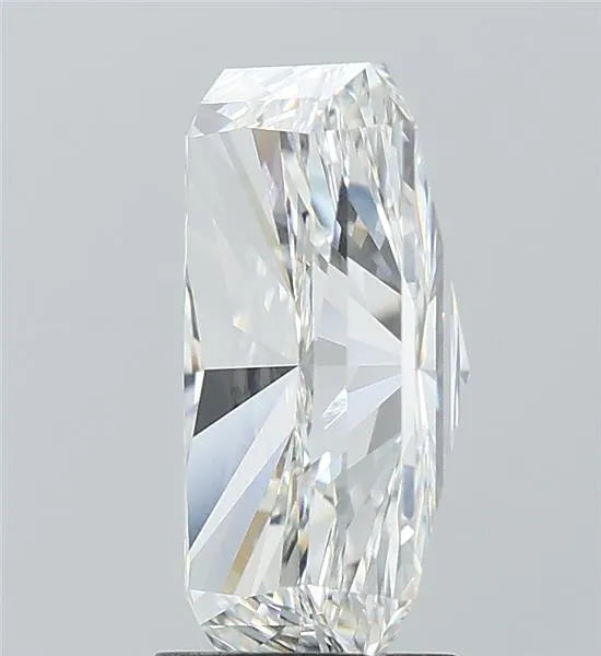 4.03ct Radiant Lab Grown Diamond (Colour G, Clarity VVS2, IGI Certified)