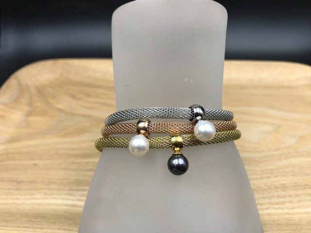 Pearl magnetic bracelets