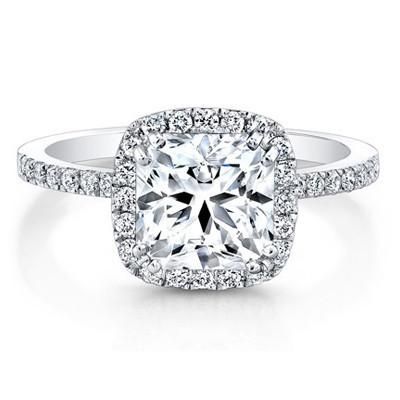 ROUND HALO DIAMOND RING. SETTING ONLY