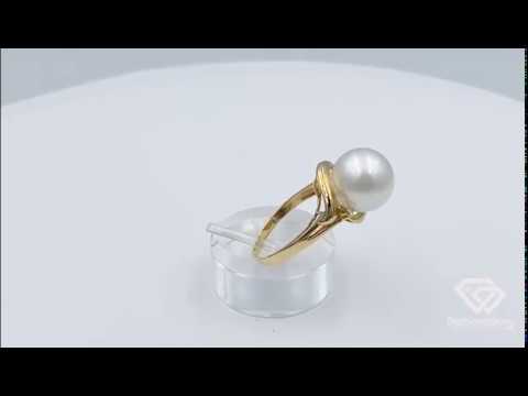 "A" rated pearl, 11.2mm with 18K Yellow Gold Ring