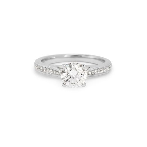 CLASSIC TAPERED GRAIN SET DIAMOND ENGAGEMENT RING. SETTING ONLY