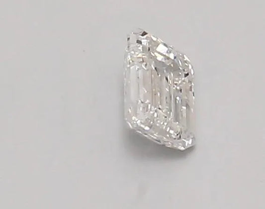 0.47ct Emerald Lab Grown Diamond (Colour D, Clarity VS1, IGI Certified)