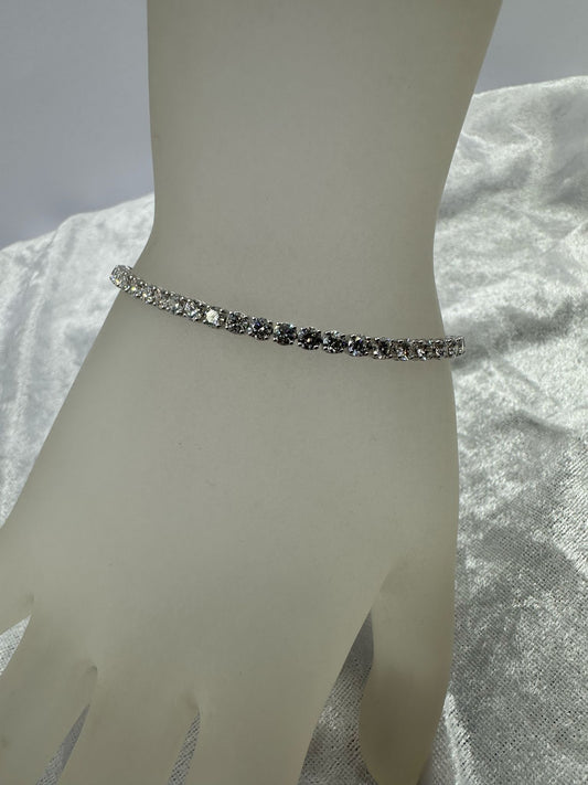 18K White gold lab grown tennis bracelet, 5.96 TCW