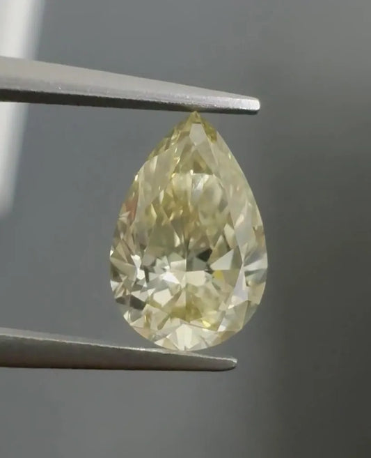 1.05ct Pear Natural Diamond (Colour Fancy Yellow, Clarity SI2, GIA Certified)