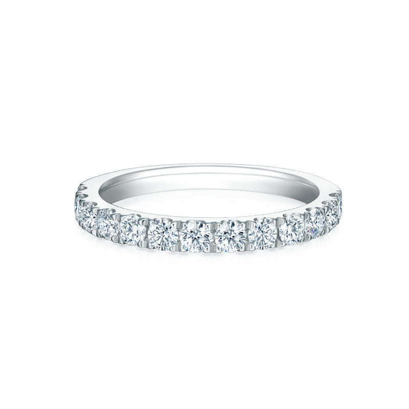 Classic scallop set diamond wedding ring