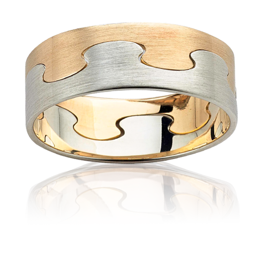 Two tone link wedding band