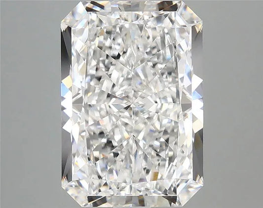 4.03ct Radiant Lab Grown Diamond (Colour E, Clarity VVS2, IGI Certified)