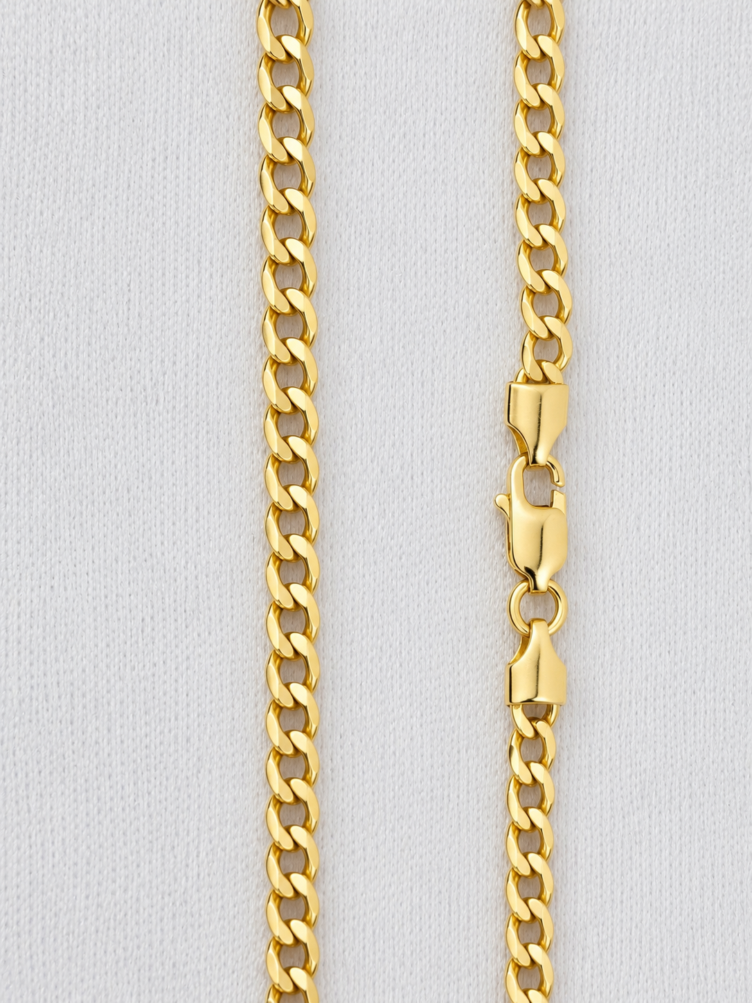 14K yellow gold curb chain, 57.5cm long