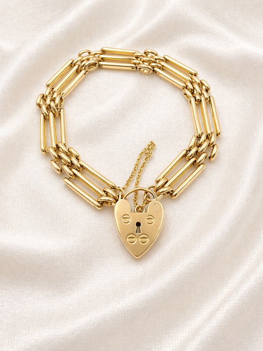 Heart clasp Paperclip bar link bracelet in 9K yellow gold