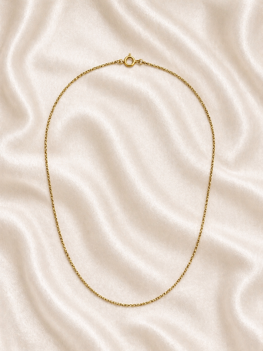 9K yellow gold cable chain. 50cm long