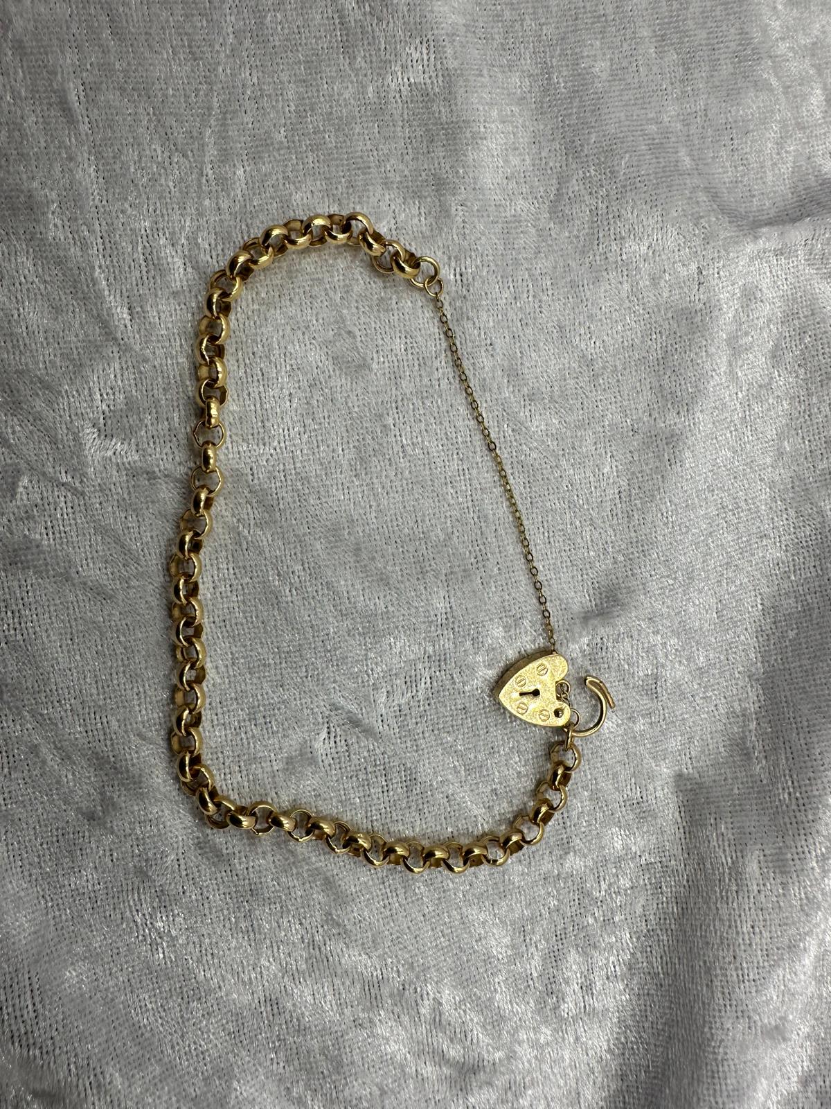 Heart clasp belcher chain in 9K yellow gold