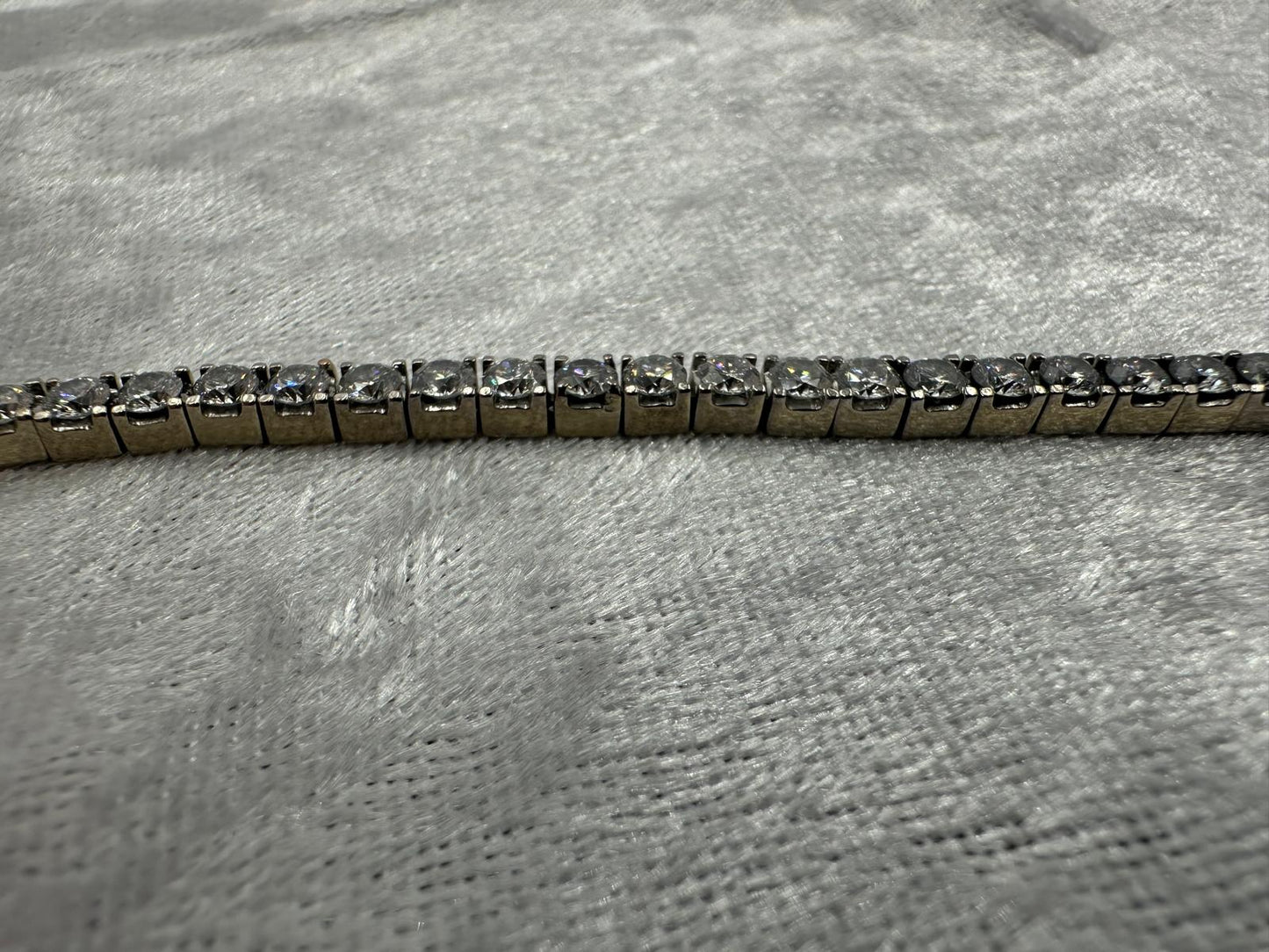 18K white gold box tennis bracelet. 6.44 Total carat weight