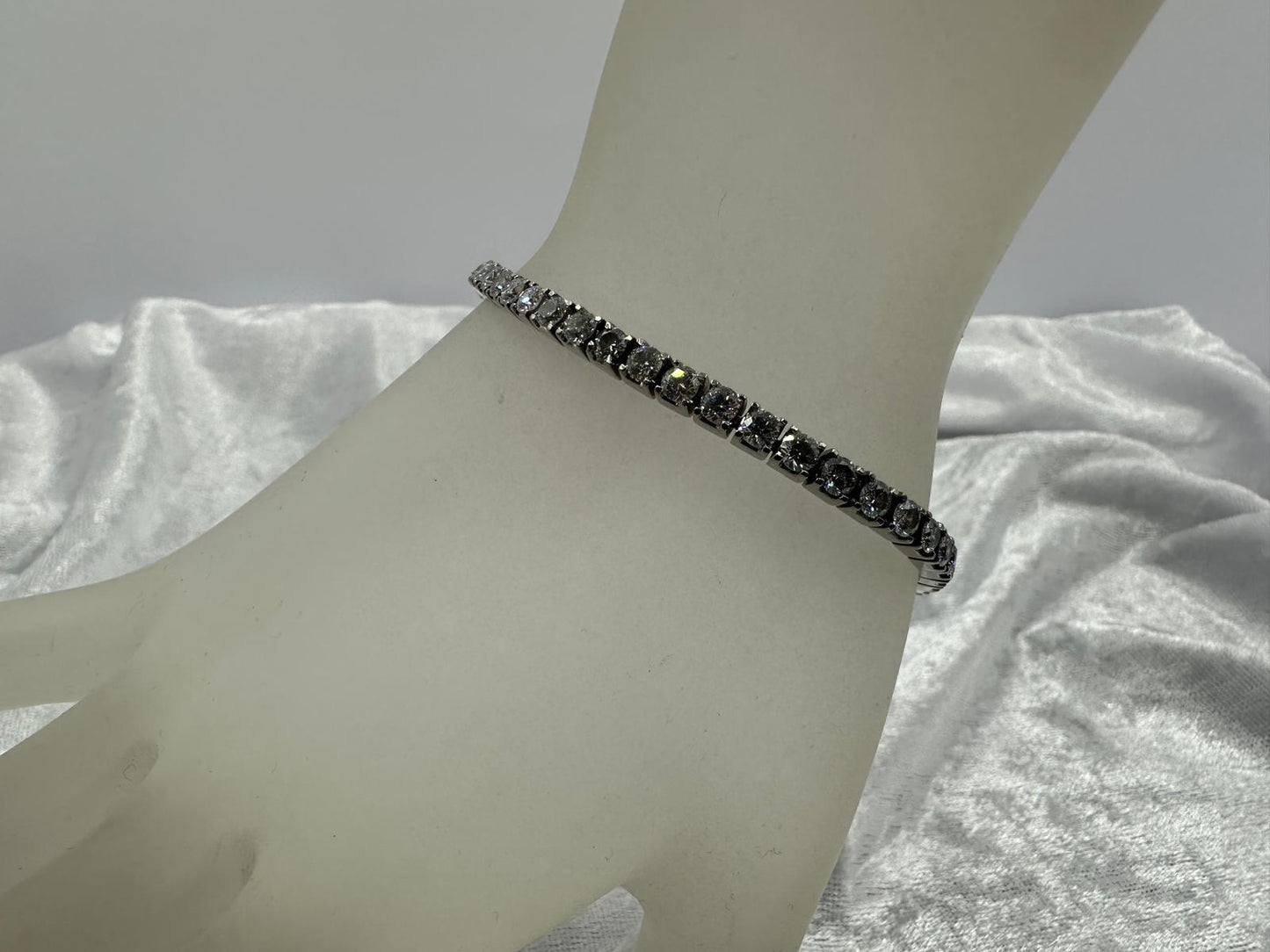 18K white gold box tennis bracelet. 6.44 Total carat weight