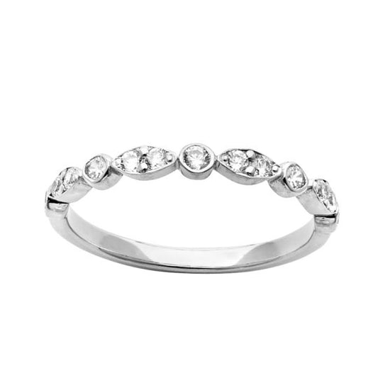 LADIES GRAIN SET MARQUISE AND ROUND SHAPED DIAMOND RING