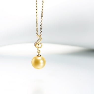 Gold Australian South Sea Pearl diamond swirl pendant, front view