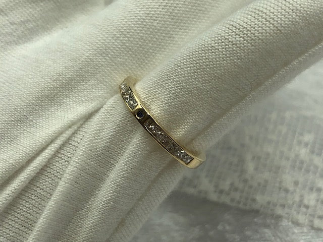 Diamond and sapphire wedding/dress ring Melbourne, angled view