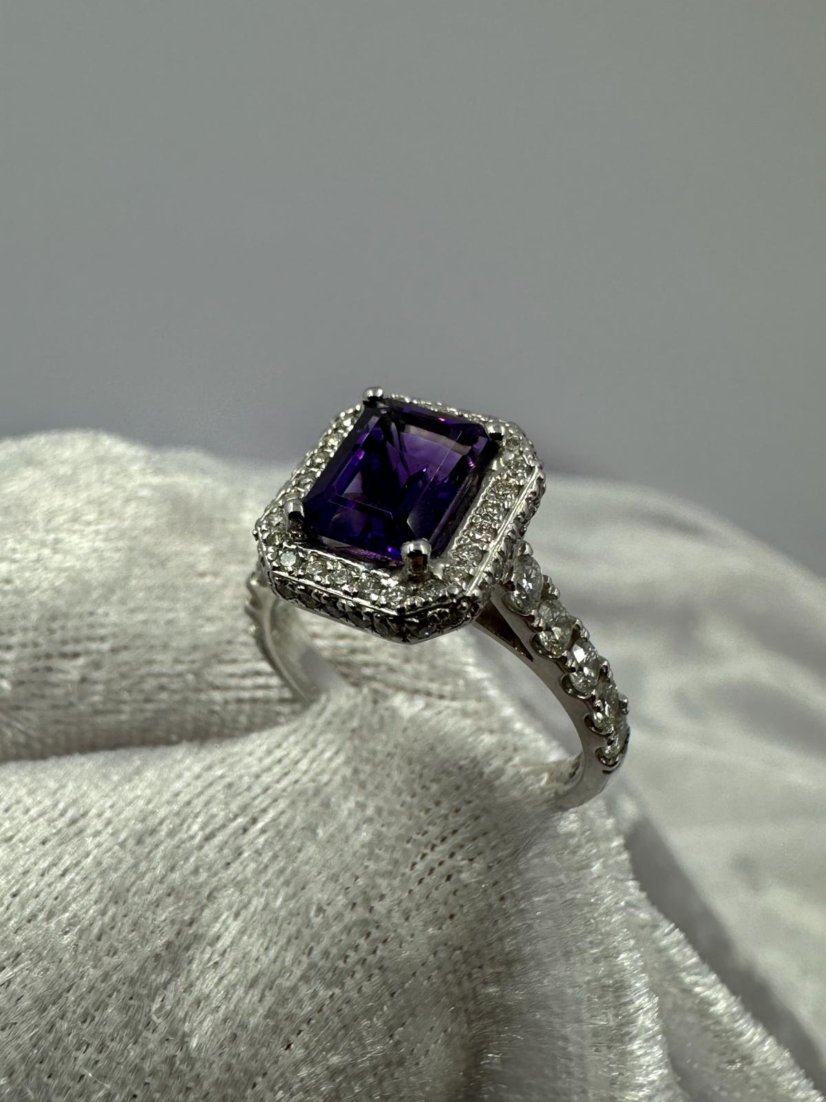 Stunning Diamond Amethyst dress/engagement ring