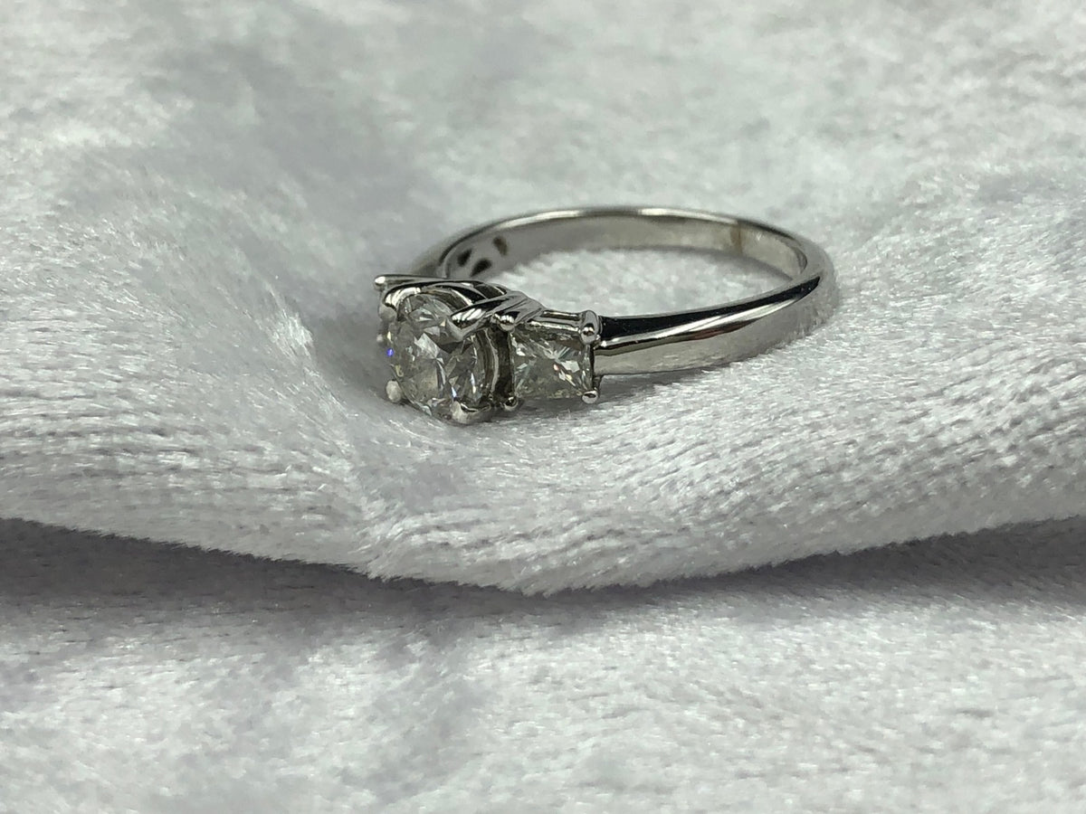 Gorgeous Three Stone diamond ring. 1.00 carat total weight, angled view