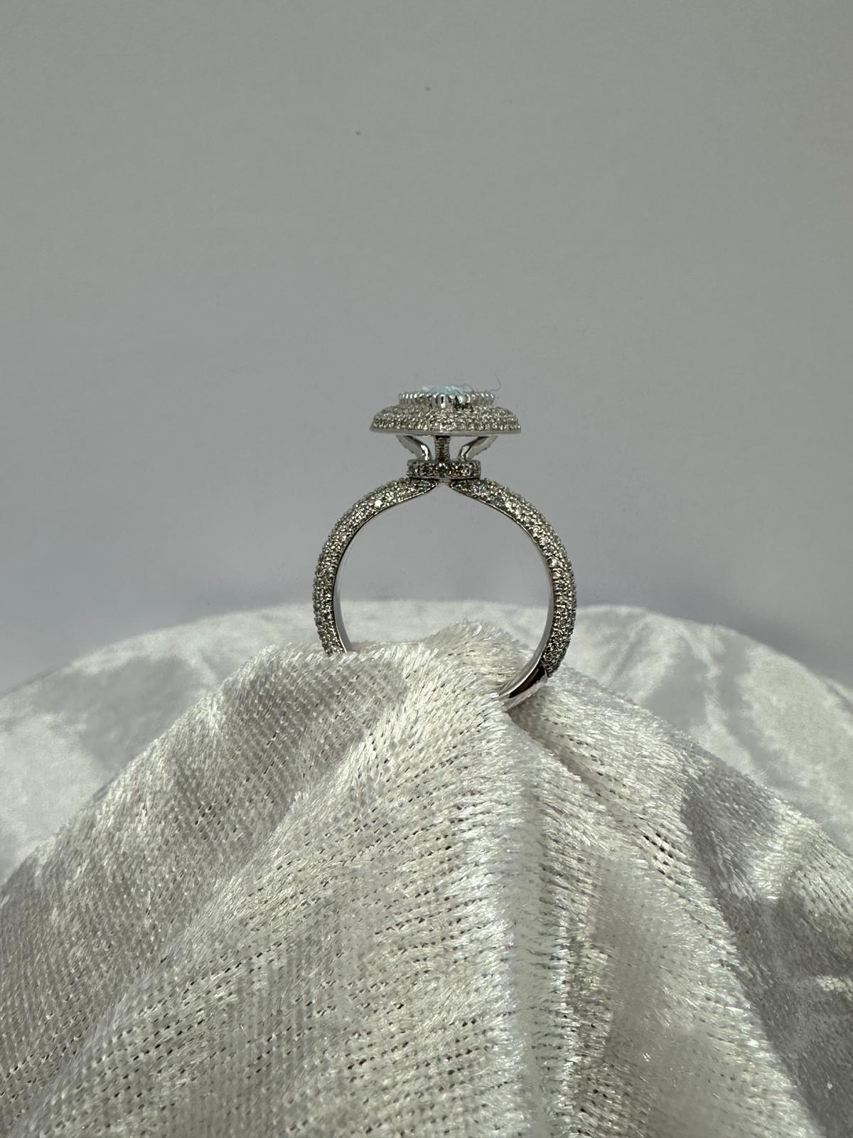 Stunning Aquamarine and diamond ring. 4.6+ total carats, side view
