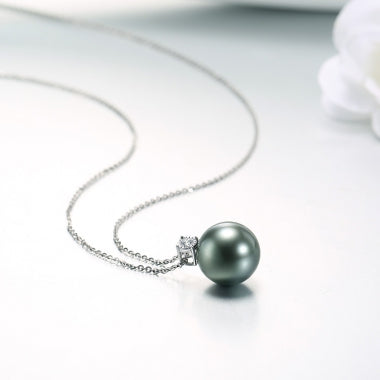 Classic diamond dangle Tahitian Pearl pendant