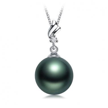 Tahitian Pearl diamond horn pendant